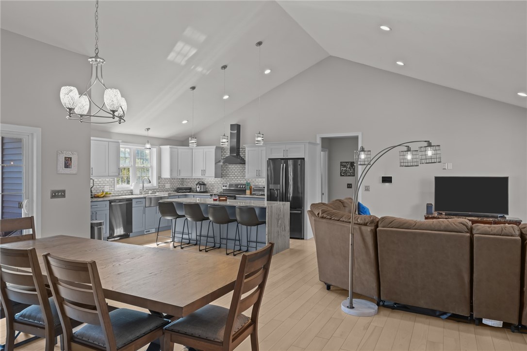 214 Danielle Drive Woonsocket, RI 02895 - Photo 28 of 50