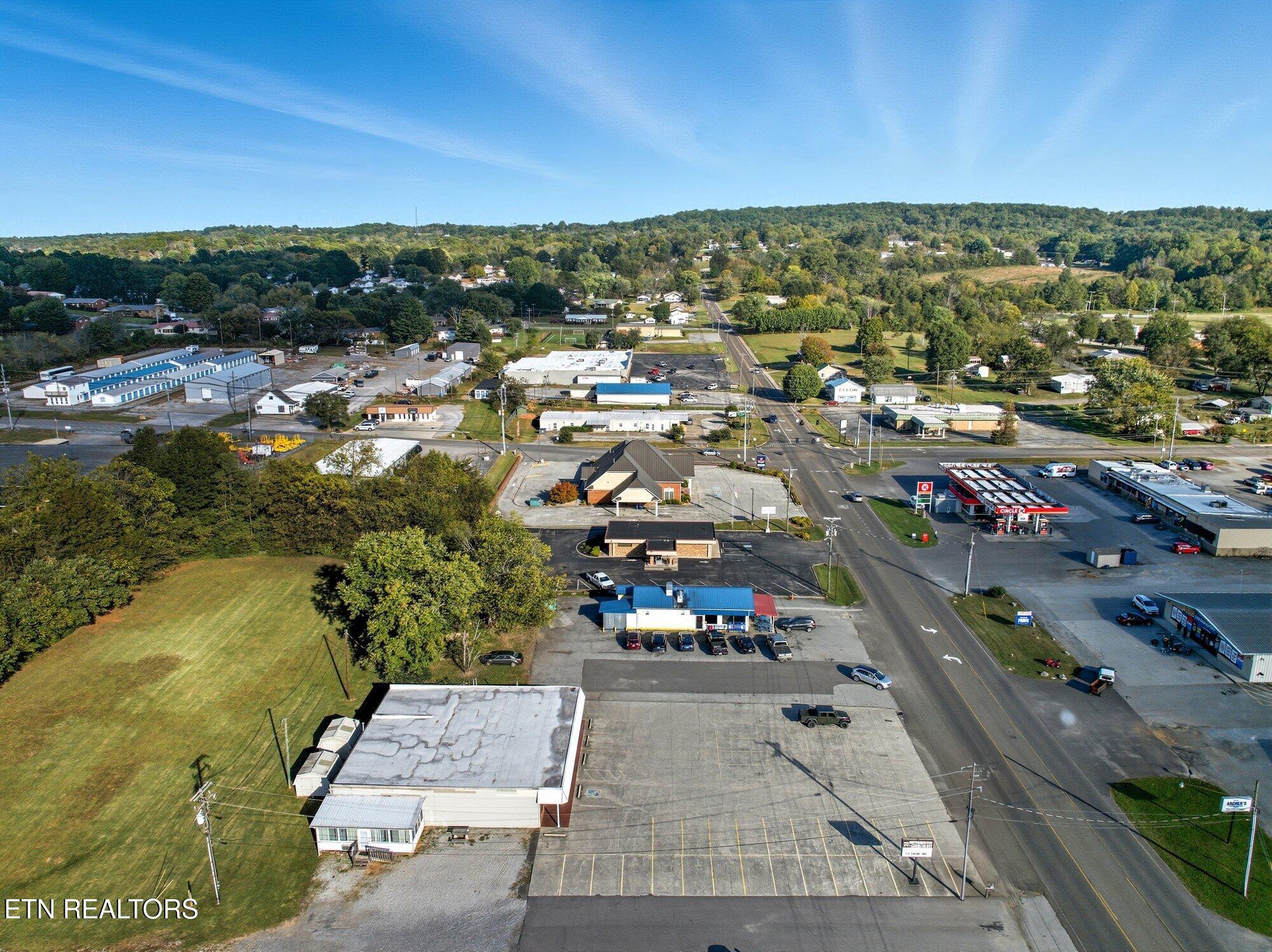 409 Sweetwater Vonore Road Sweetwater, TN 37874 - Photo 18 of 24 409-Sweetwater-Vonore-19