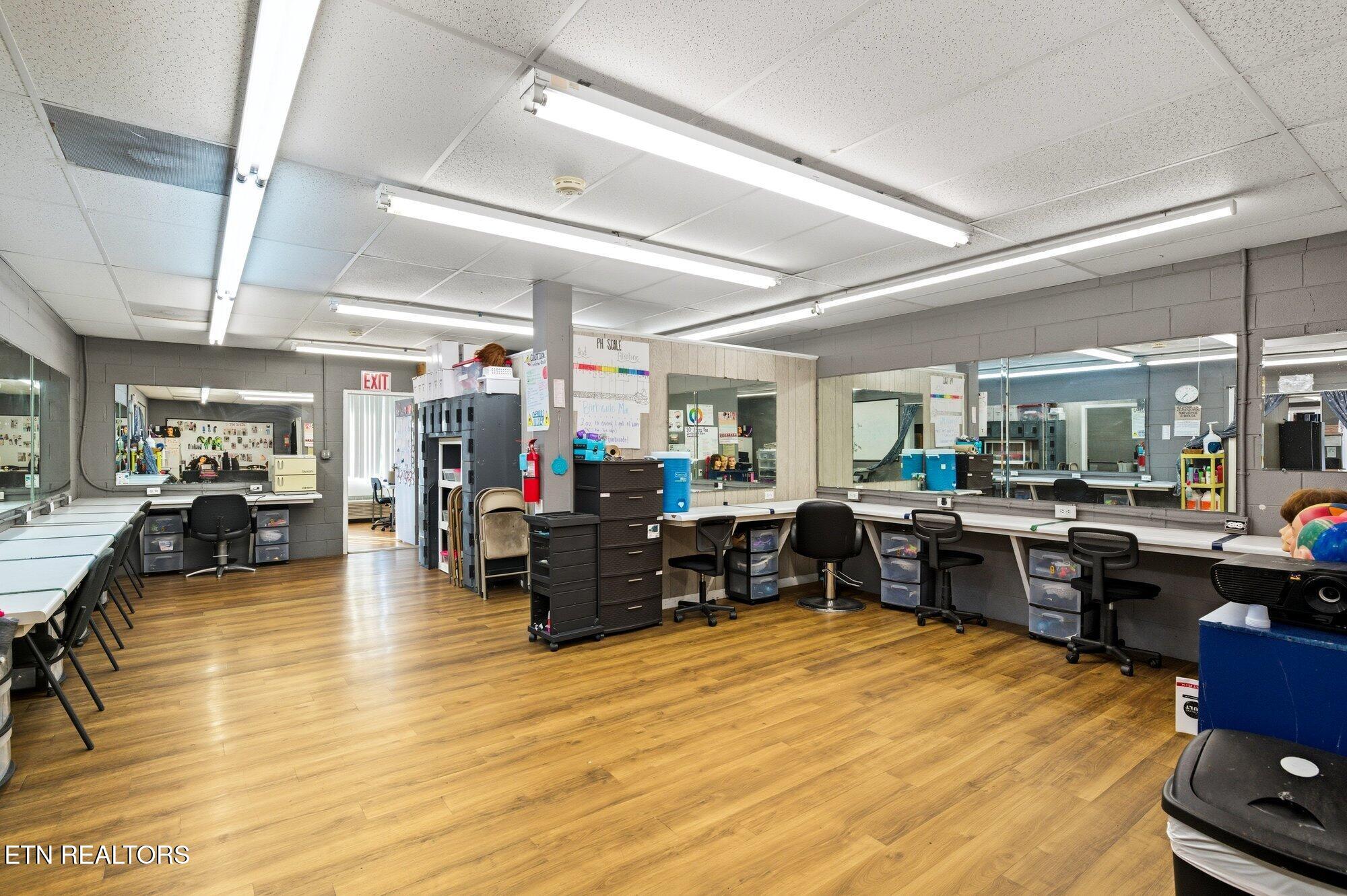 409 Sweetwater Vonore Road Sweetwater, TN 37874 - Photo 6 of 24 409-Sweetwater-Vonore-Rd 4