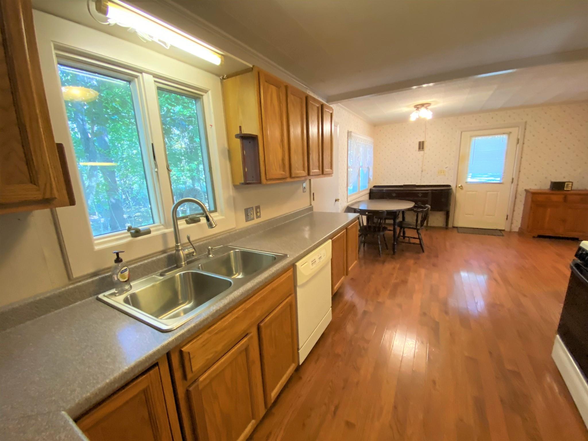 48 Timber Point Road Friendship, ME 04547 - Photo 3 of 13 Kitchen3