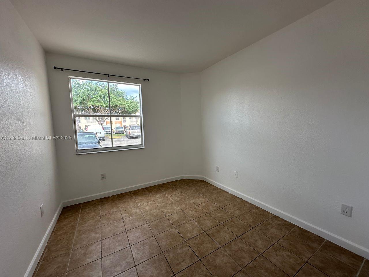 2524 Southeast 16th Road, Unit 102 Homestead, FL 33035 - Photo 17 of 21