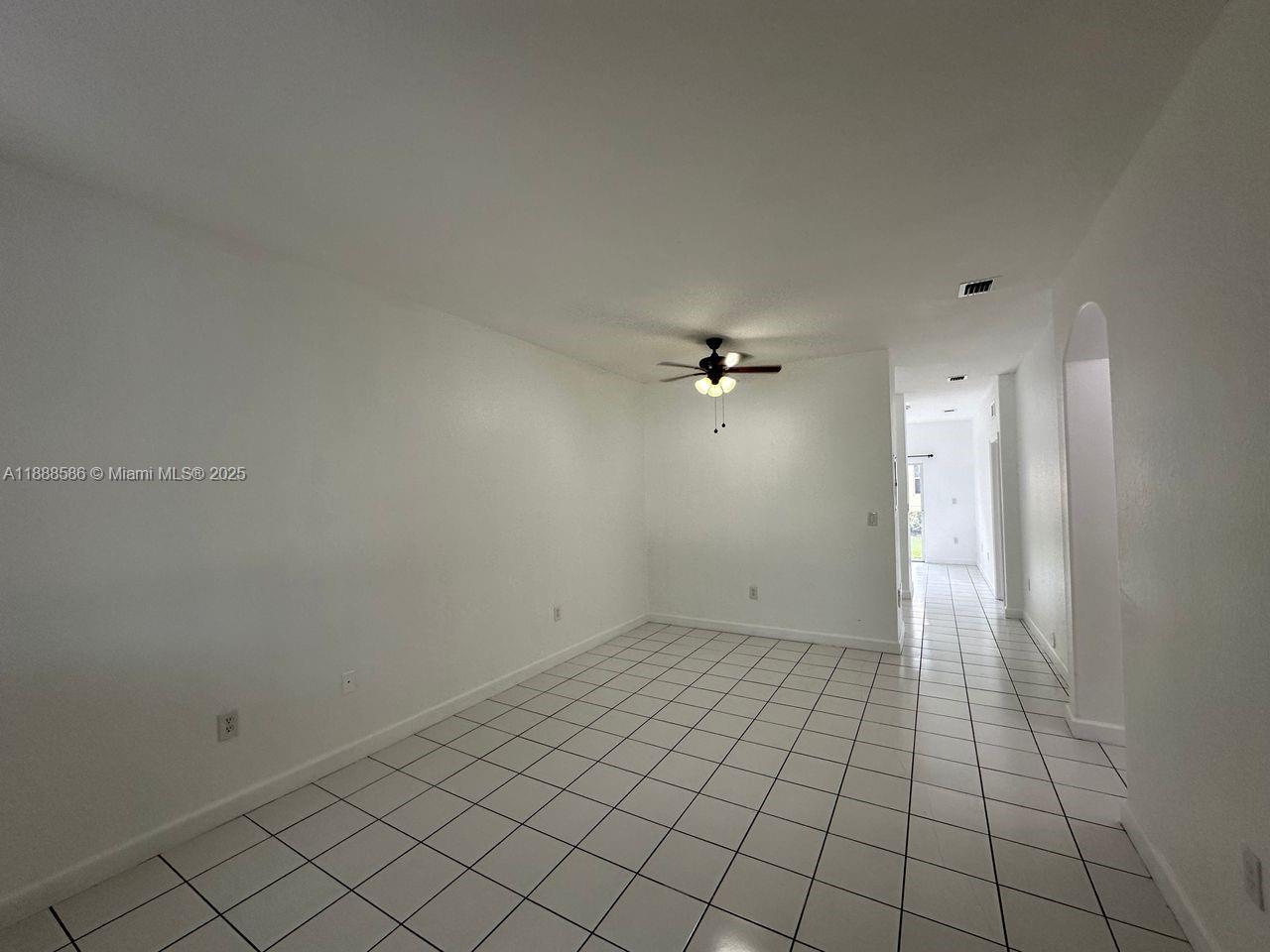 2524 Southeast 16th Road, Unit 102 Homestead, FL 33035 - Photo 2 of 21