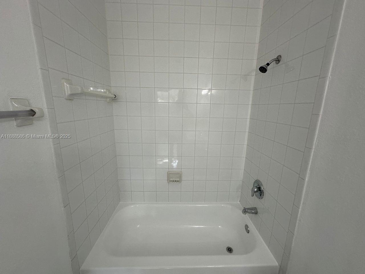 2524 Southeast 16th Road, Unit 102 Homestead, FL 33035 - Photo 10 of 21