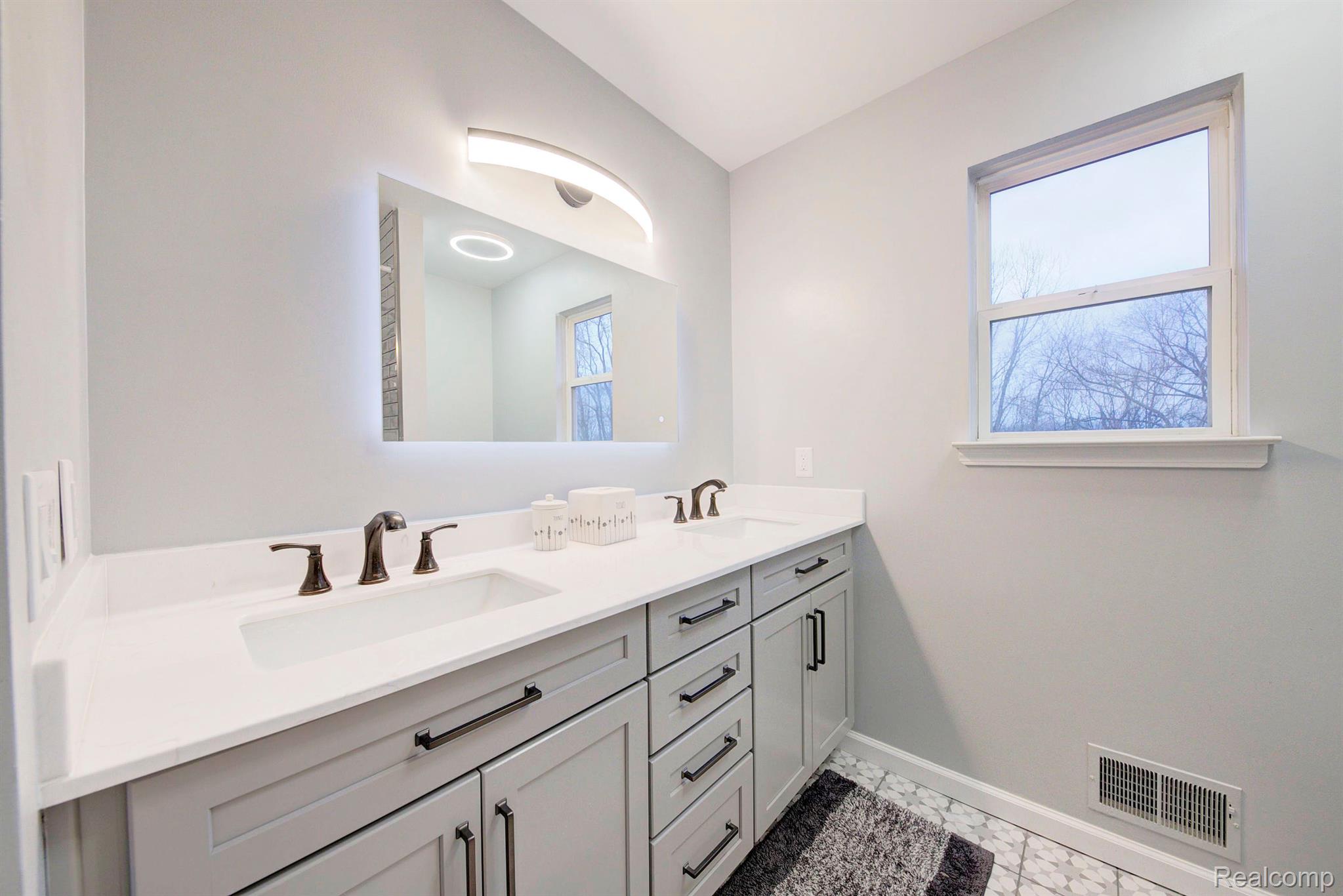 4342 Ridge Court Pinckney, MI 48169 - Photo 25 of 34 Gallery Image 25