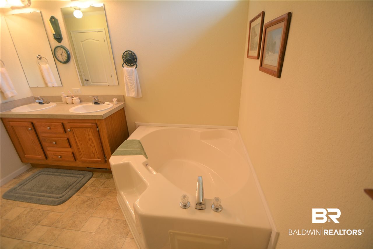 10145 March Pointe Drive Theodore, AL 36582 - Photo 20 of 29