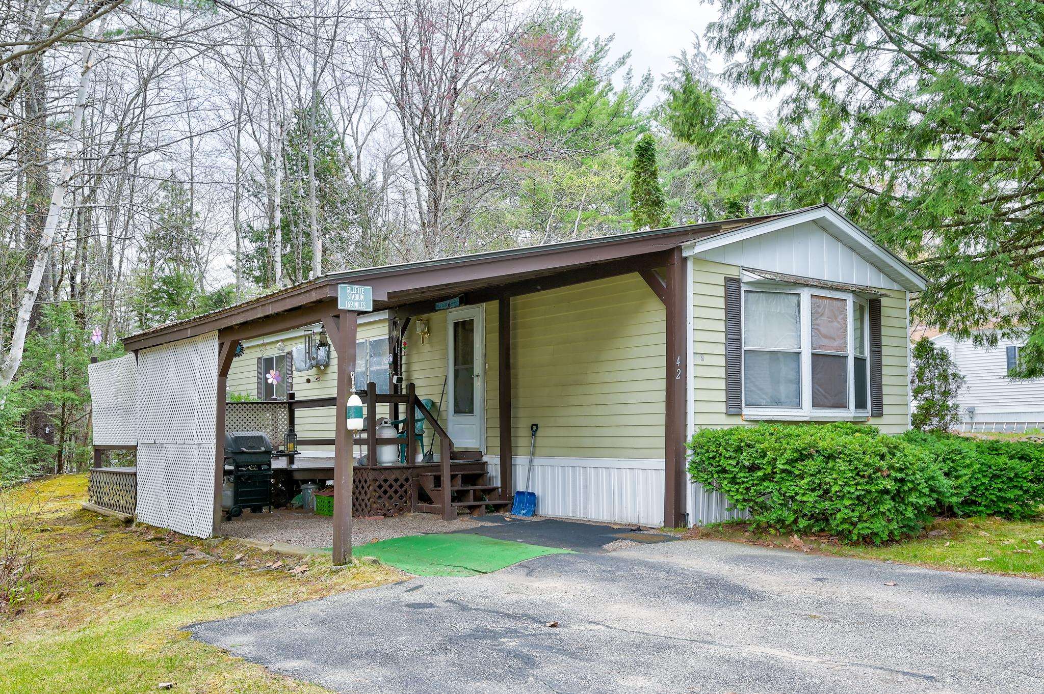 42 Fox Hill Lane Conway, NH 03813 - Photo 1 of 20