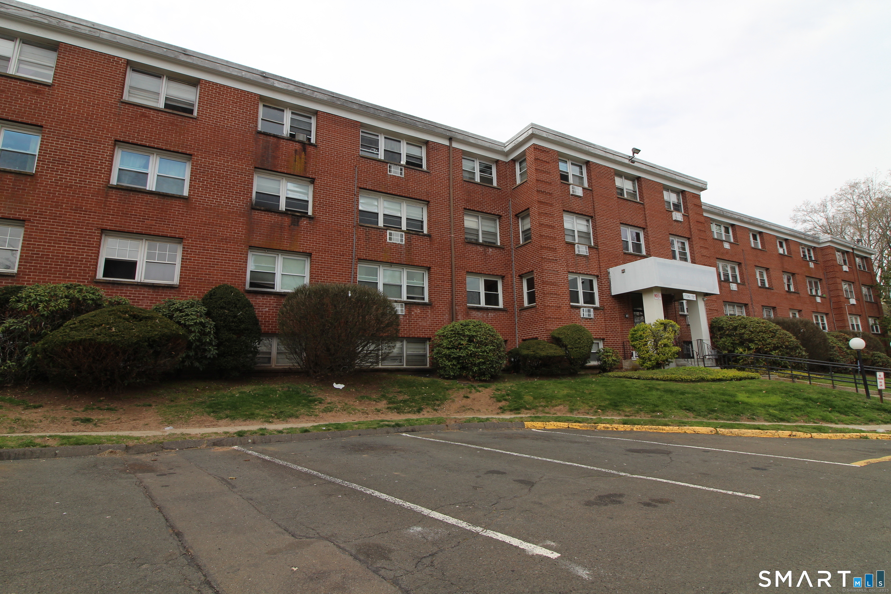 1730 State Street, Unit 308 Hamden, CT 06517 - Photo 2 of 2