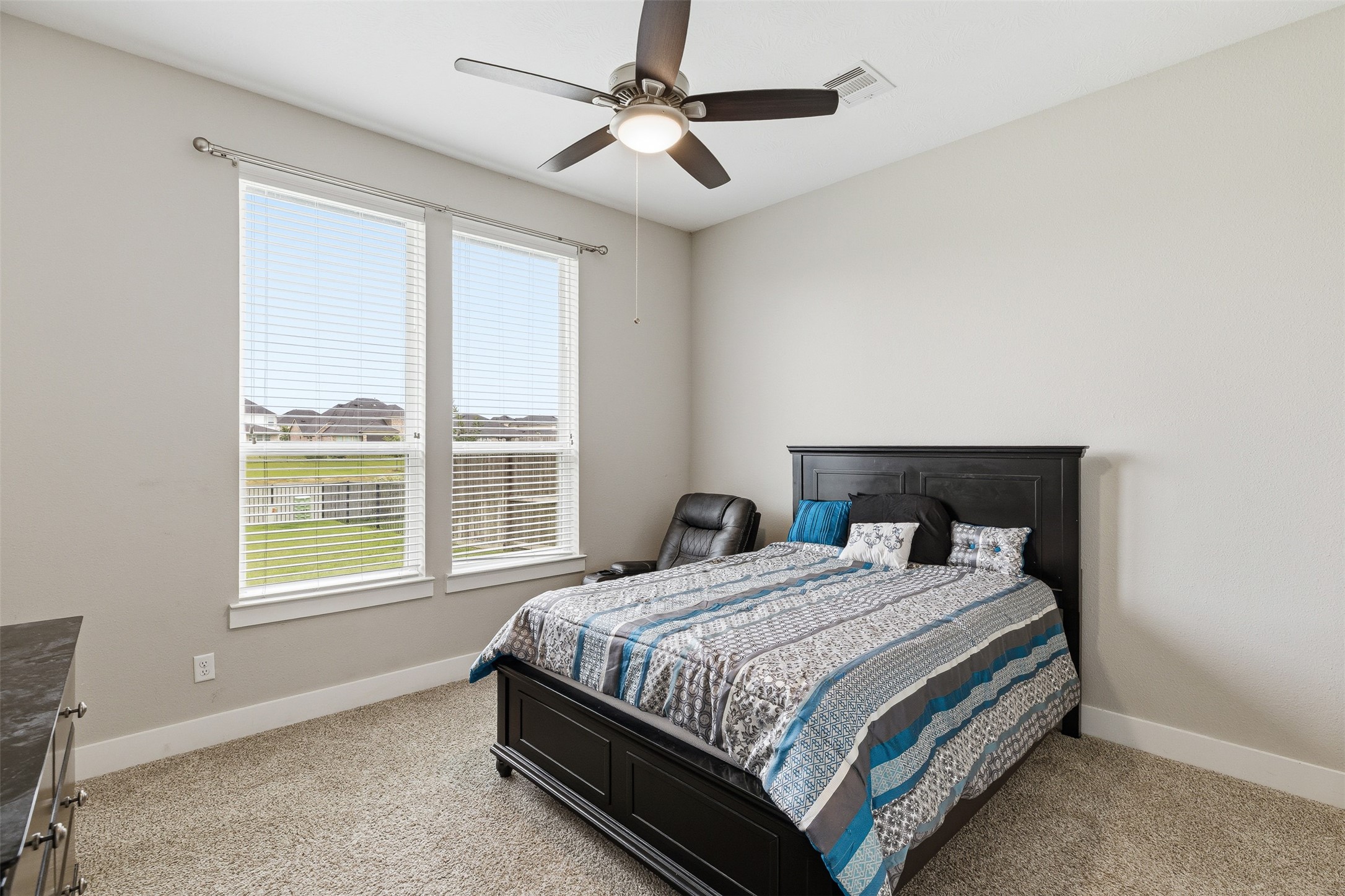 417 Ripple Edge Court Katy, TX 77493 - Photo 20 of 48