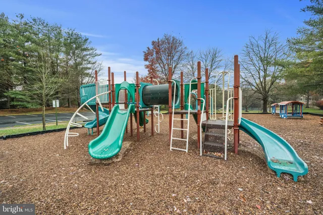 $615,000 | 3321 Buckeye Lane, Fairfax, VA 22033