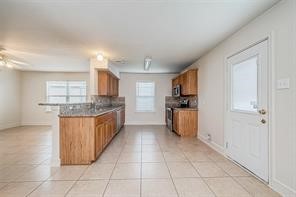 5646 Tiger Lilly Way Houston, TX 77085 - Photo 12 of 46