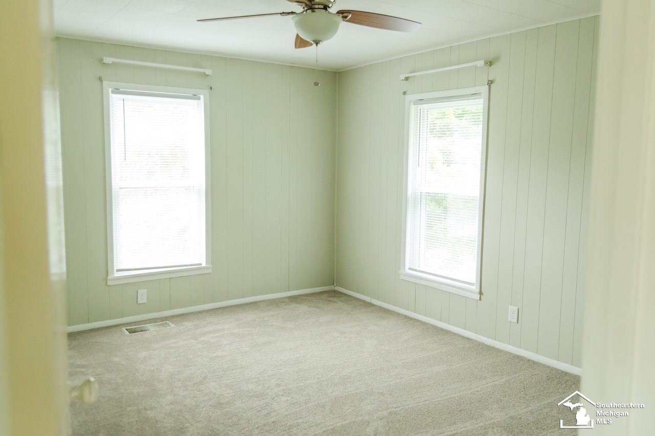 1802 East Valley Road Adrian, MI 49221 - Photo 19 of 34