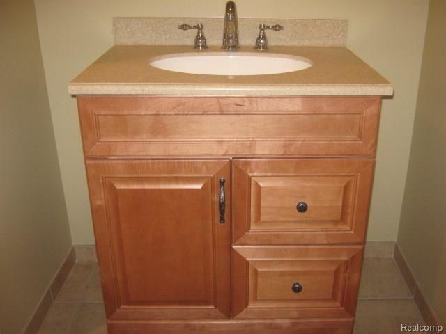 46738 Landings Drive Macomb, MI 48044 - Photo 47 of 52 065.JPG