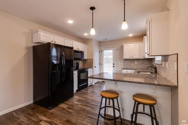 $324,900 | 902 West 30th Street, Lawrence, KS 66046