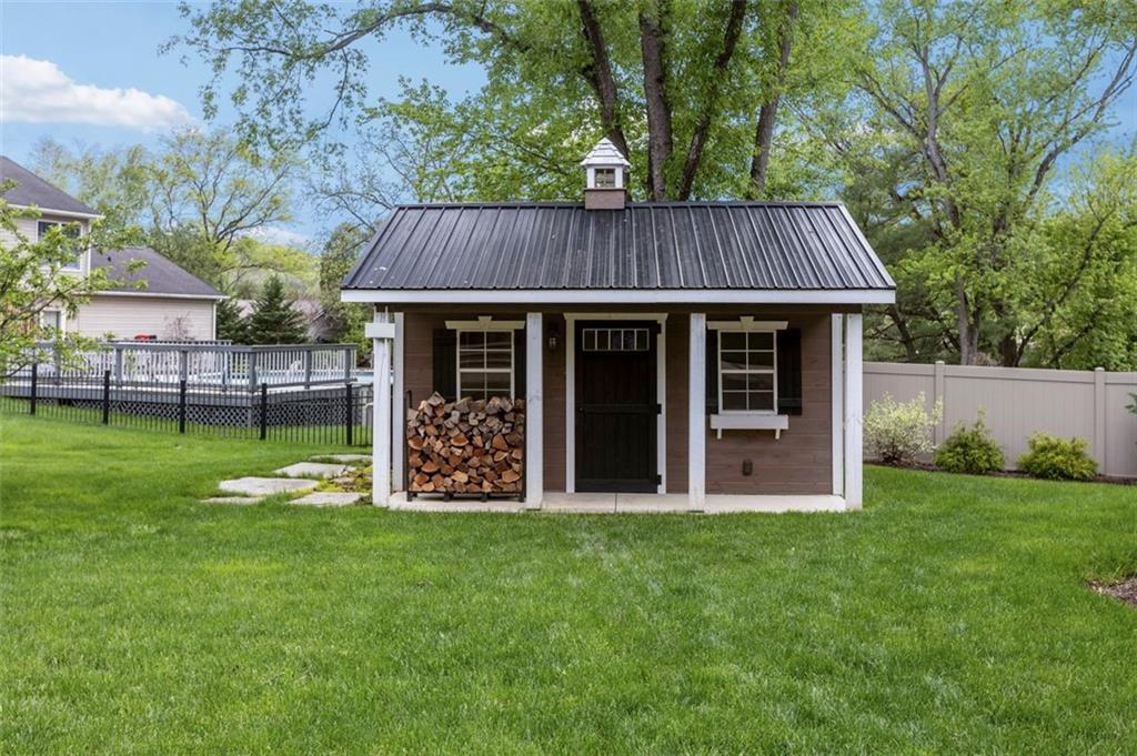 809 Timber Trail Oakdale, PA 15071 - Photo 46 of 50 a view of a house with garden