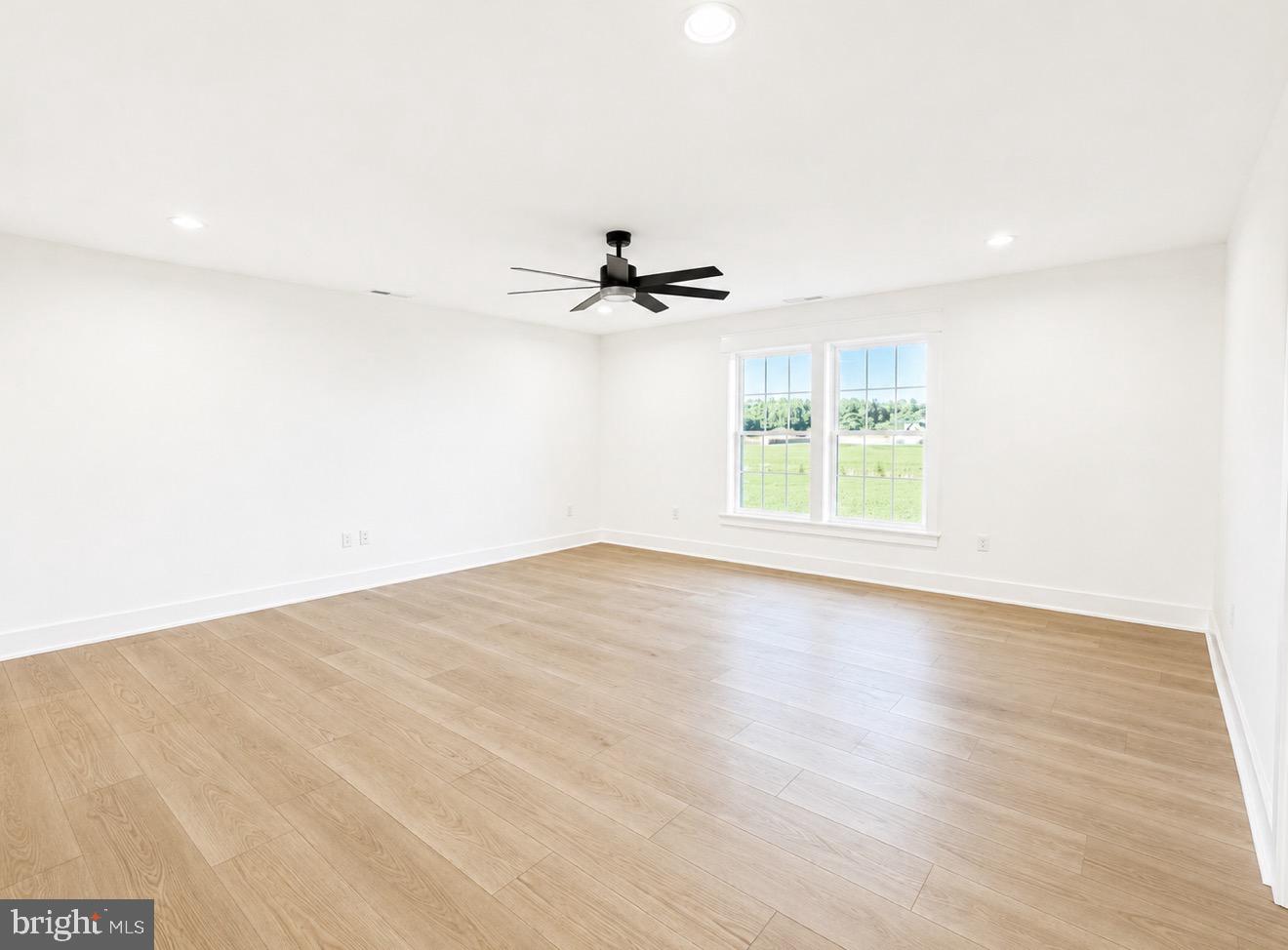 21963 Hardscrabble Road Georgetown, DE 19947 - Photo 32 of 43 Bright and airy open space awaits.