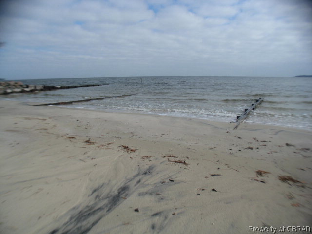 74 Stove Point Road Deltaville, VA 23043 - Photo 22 of 33