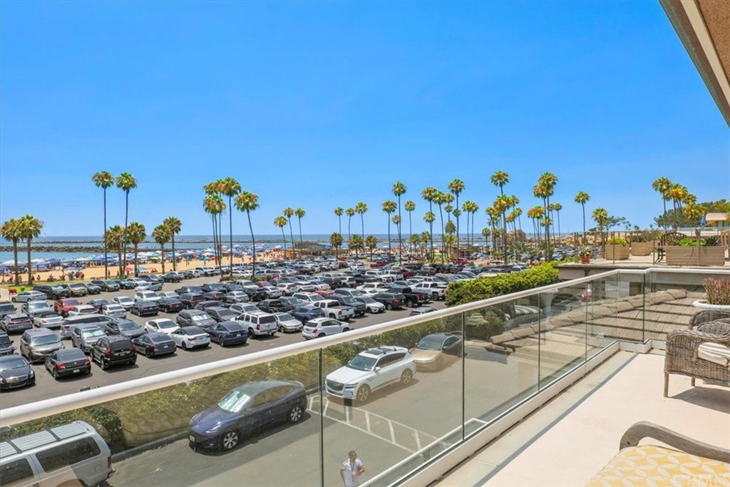 3036 Breakers Drive Corona del Mar, CA 92625 - Photo 20 of 48 a view of a terrace with chairs