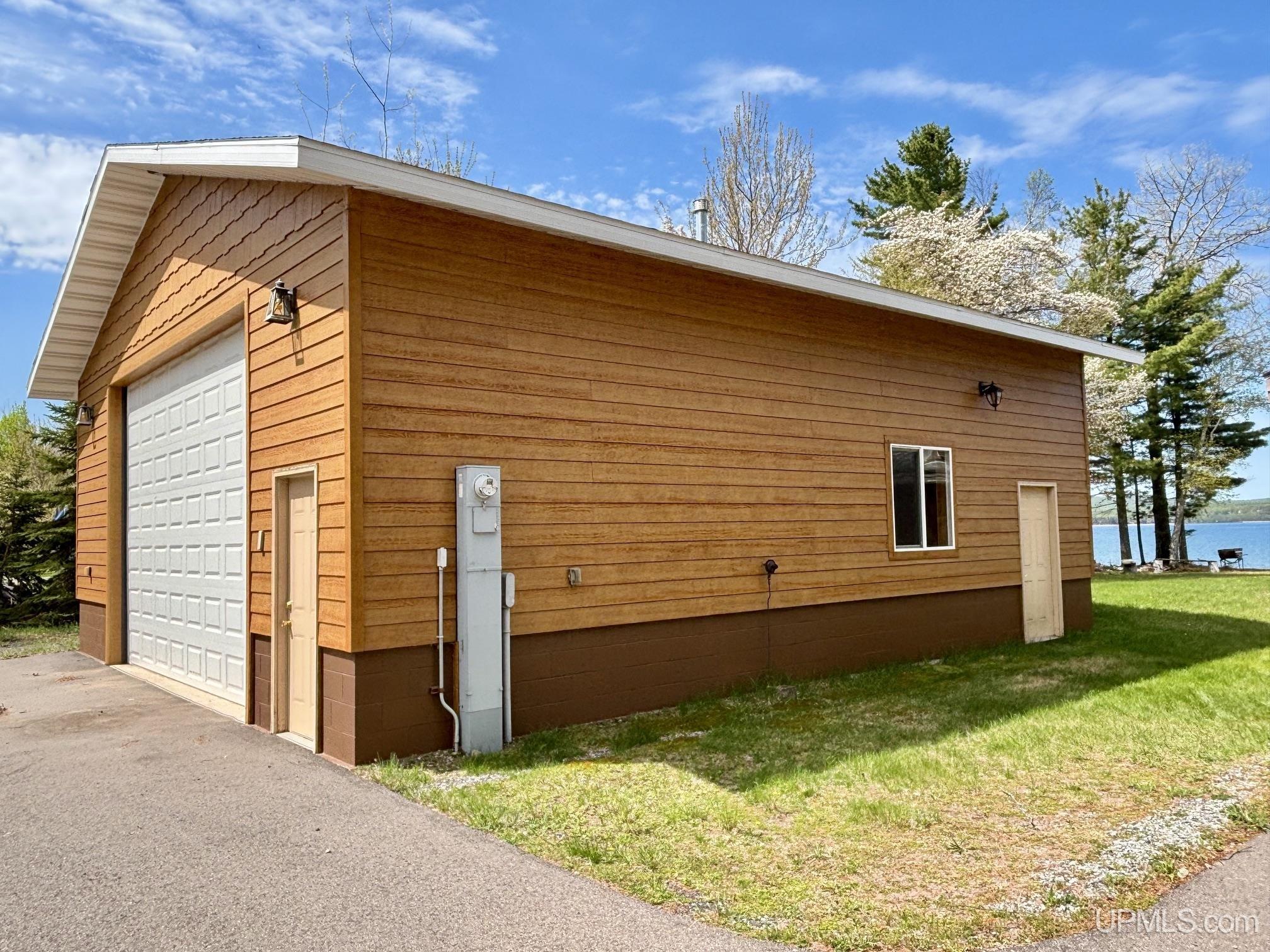 4467 Lighthouse Road Big Bay, MI 49808 - Photo 5 of 69