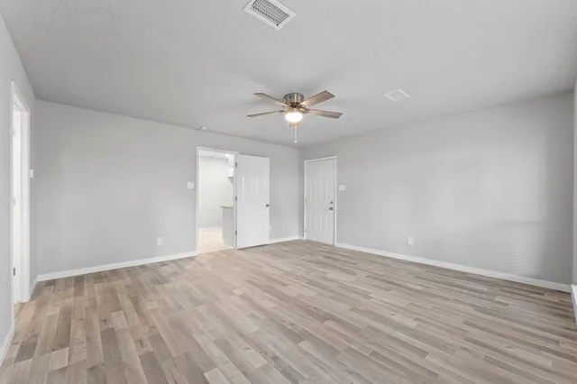 $2,595 | 10422 Rockcrest Road, Houston, TX 77041