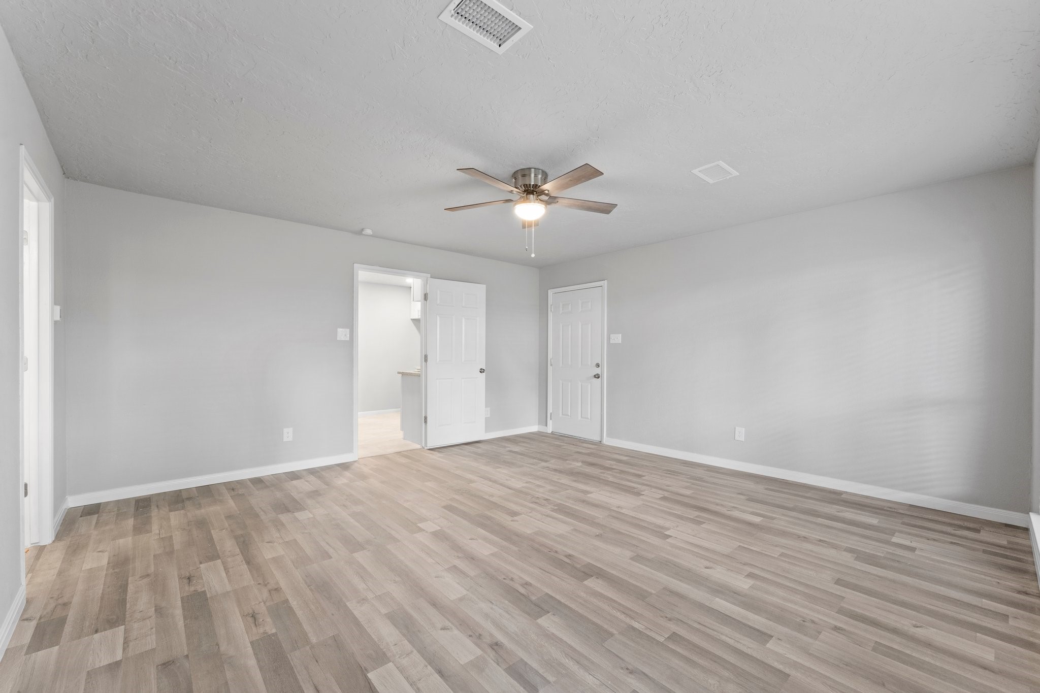 10422 Rockcrest Road Houston, TX 77041 - Photo 16 of 28