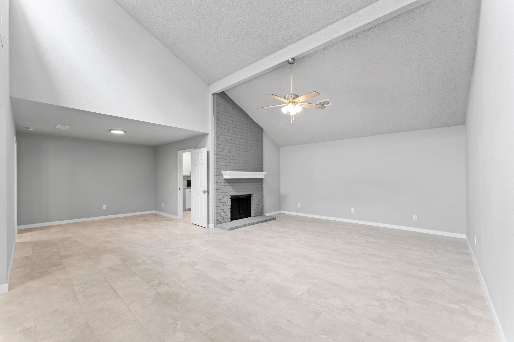 10422 Rockcrest Road Houston, TX 77041 - Photo 10 of 28