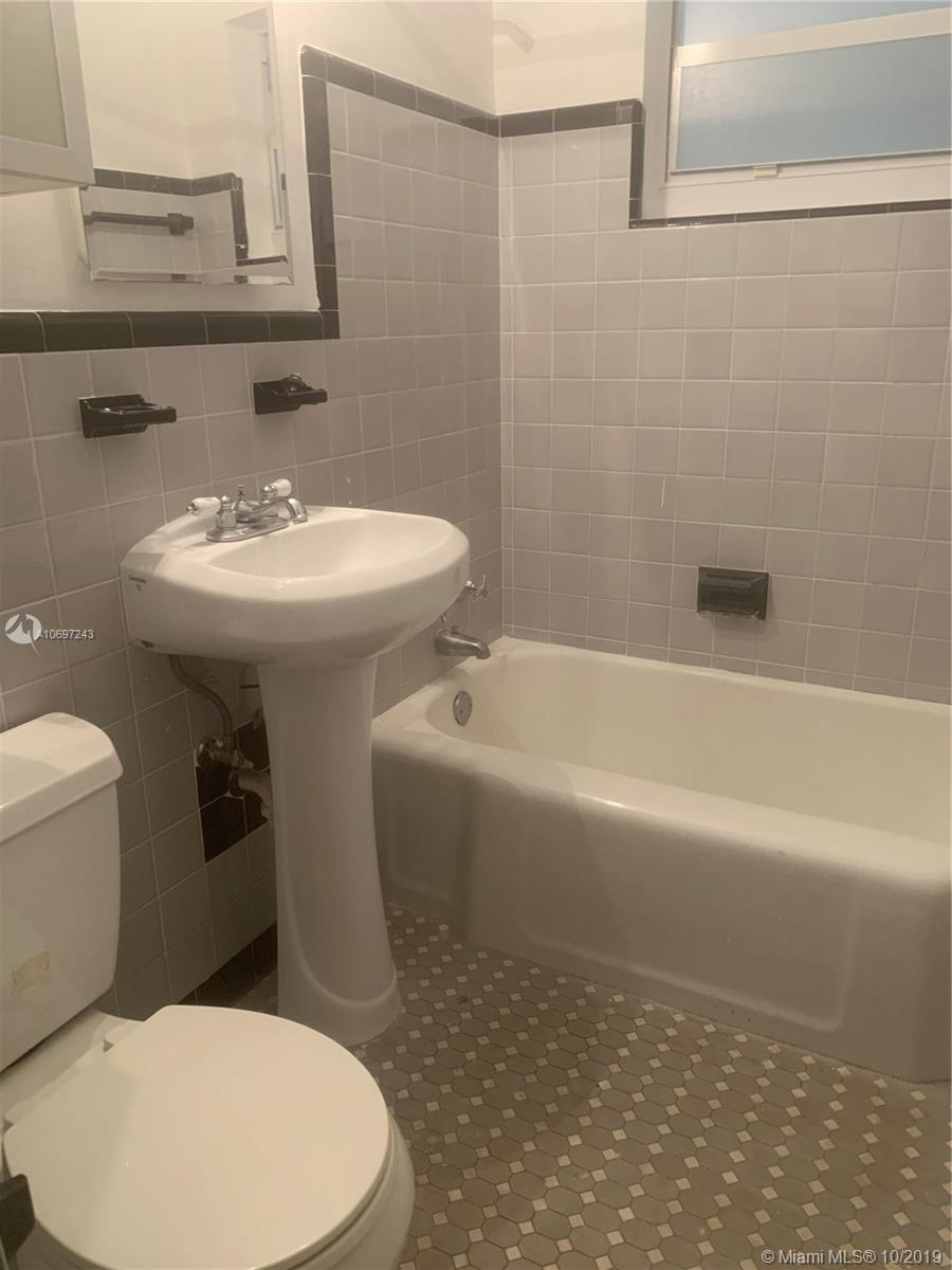 6541 Southwest 18th Street Miami, FL 33155 - Photo 11 of 18