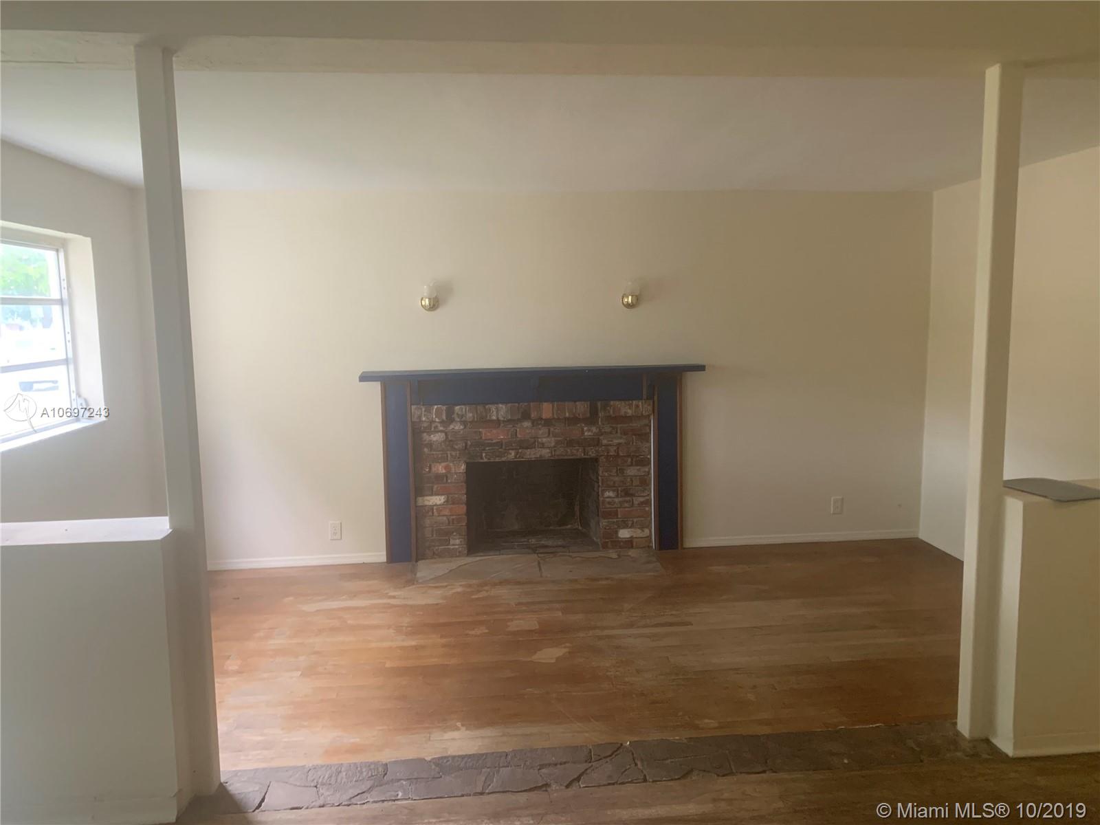 6541 Southwest 18th Street Miami, FL 33155 - Photo 5 of 18