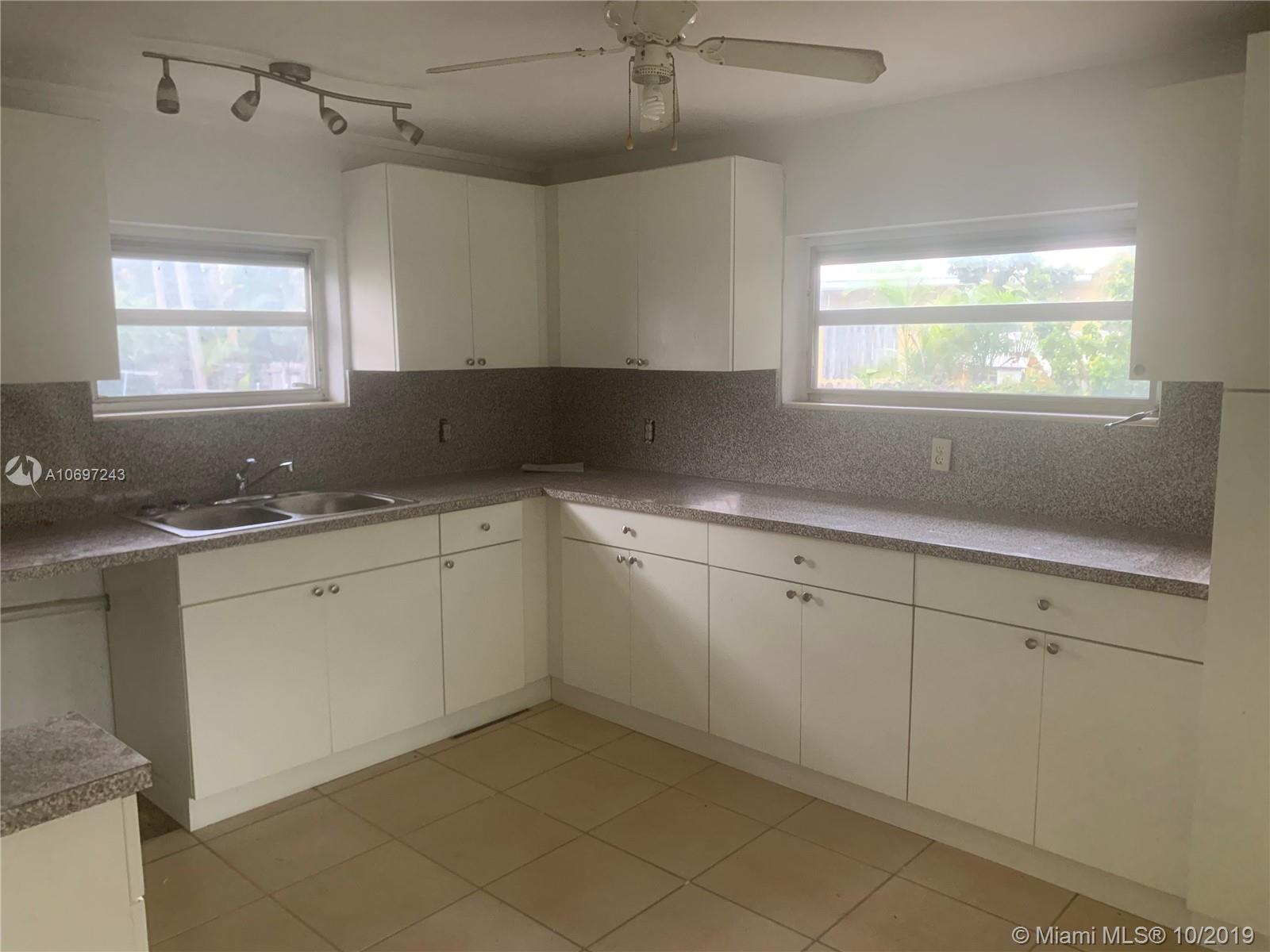 6541 Southwest 18th Street Miami, FL 33155 - Photo 8 of 18