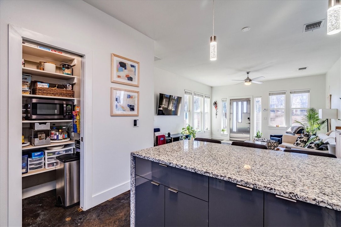 1203 Cometa Street, Unit 2 Austin, TX 78721 - Photo 10 of 20