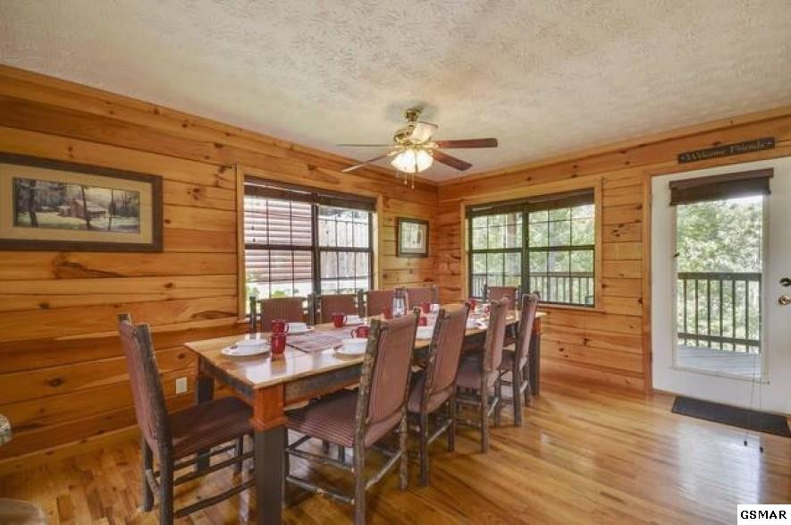 1507 Boo Boo Way Sevierville, TN 37862 - Photo 4 of 35