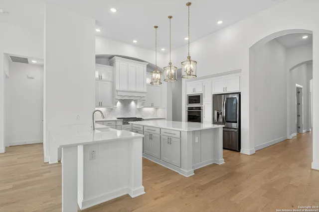 $780,000 | 8608 Shady Gate, Boerne, TX 78015