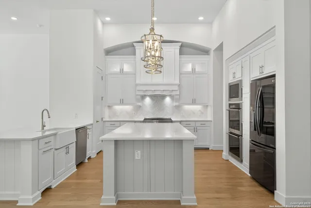 $780,000 | 8608 Shady Gate, Boerne, TX 78015