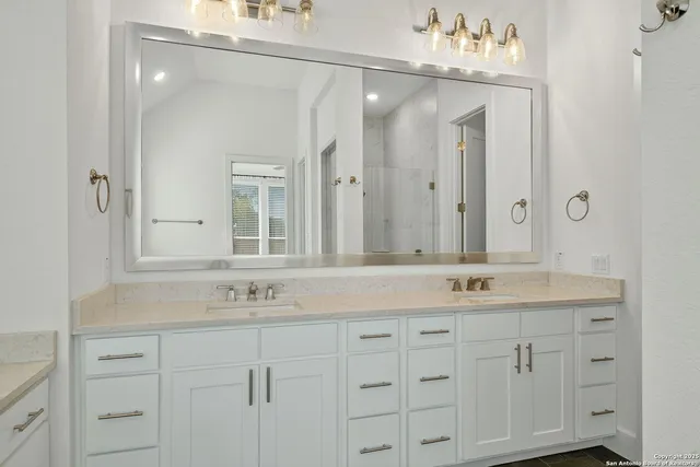 $780,000 | 8608 Shady Gate, Boerne, TX 78015