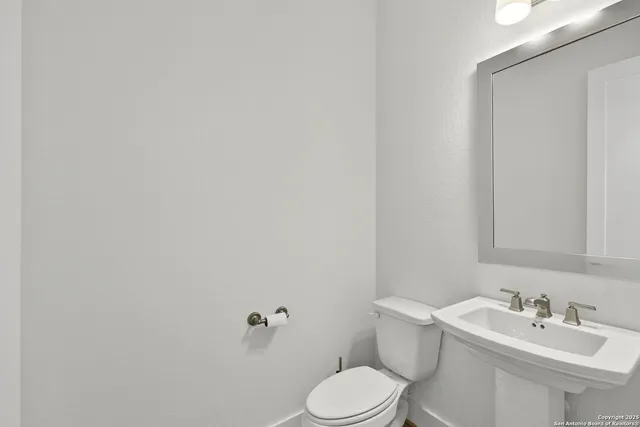 $780,000 | 8608 Shady Gate, Boerne, TX 78015