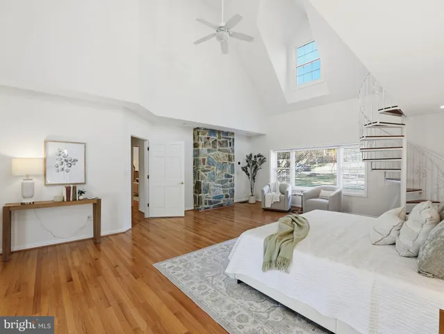 $1,386,000 | 3501 Perry Street, Fairfax, VA 22030