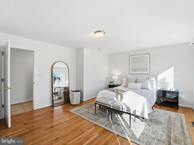 $1,386,000 | 3501 Perry Street, Fairfax, VA 22030