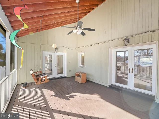 $1,386,000 | 3501 Perry Street, Fairfax, VA 22030