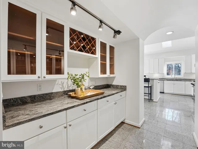 $1,386,000 | 3501 Perry Street, Fairfax, VA 22030