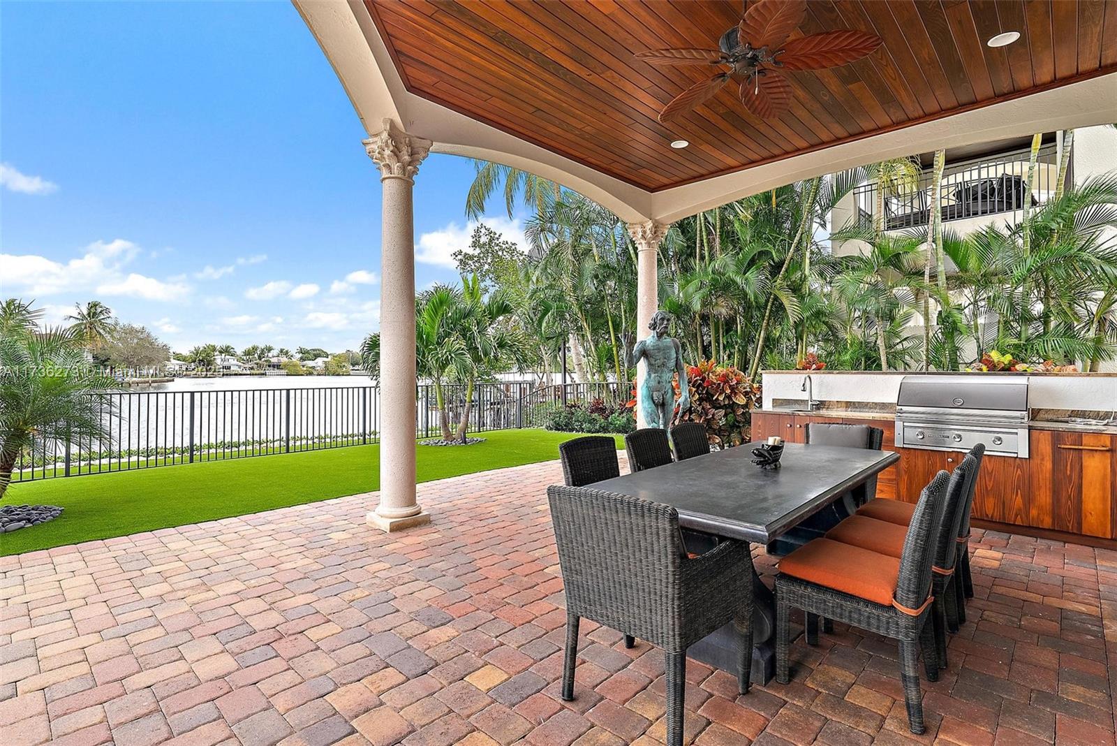 19081 Southeast Reach Island Lane Jupiter, FL 33458 - Photo 24 of 28 Covered Patio & Summer Kitchen