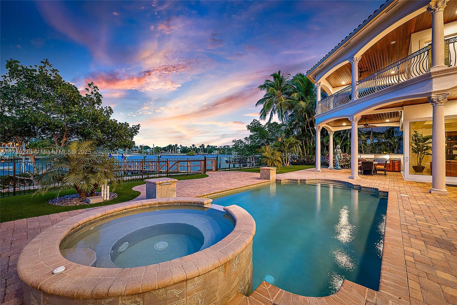 19081 Southeast Reach Island Lane Jupiter, FL 33458 - Photo 4 of 28
