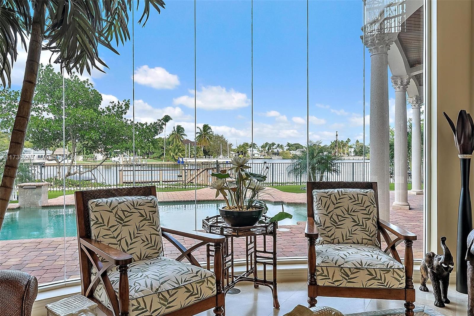19081 Southeast Reach Island Lane Jupiter, FL 33458 - Photo 7 of 28 Living Room View
