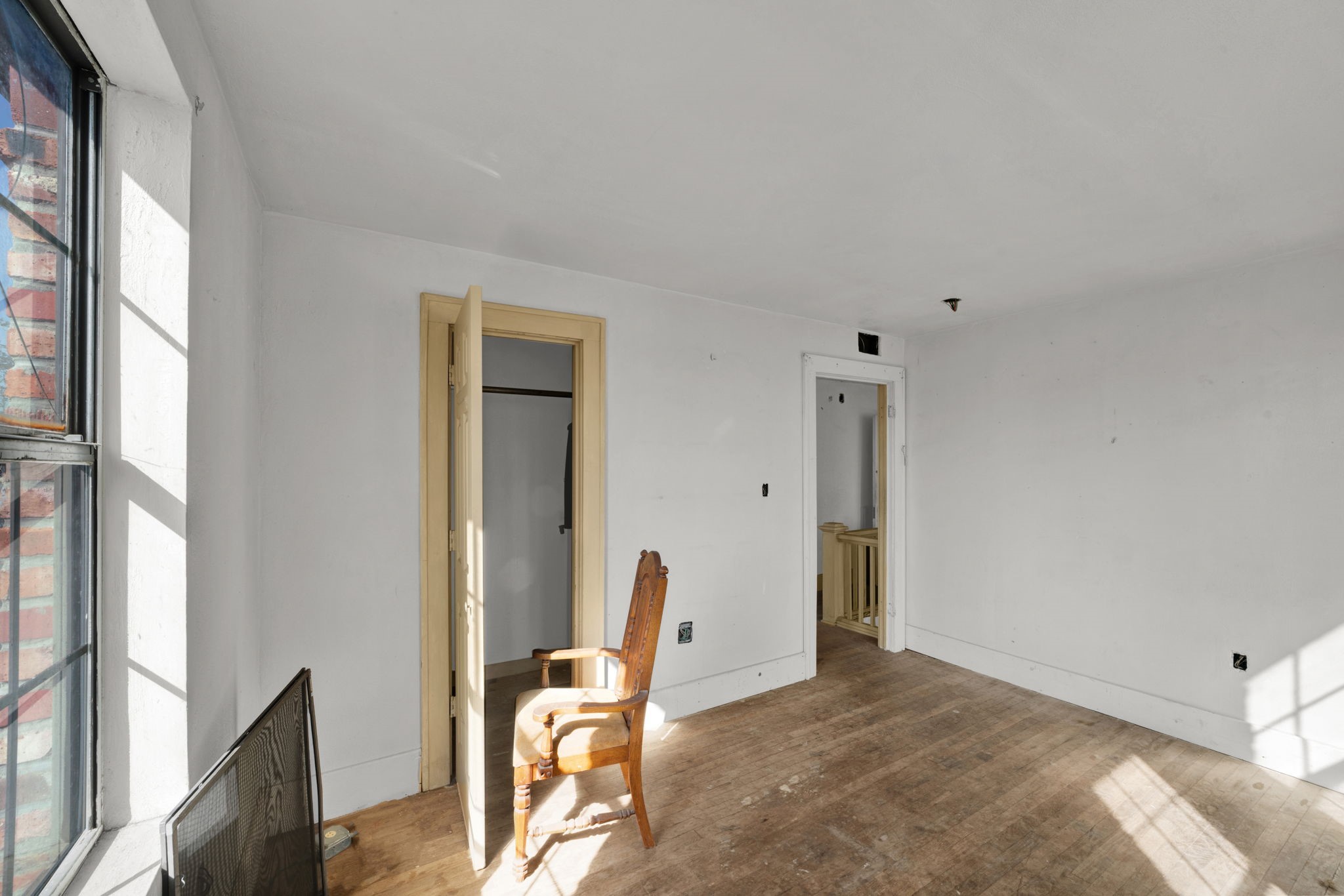 3727 Broadway Street Houston, TX 77017 - Photo 12 of 43 a view of a livingroom with chairs and a window