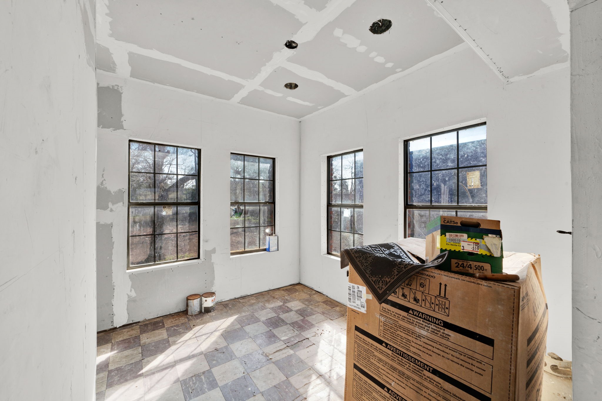 3727 Broadway Street Houston, TX 77017 - Photo 24 of 43 a living room with furniture and windows
