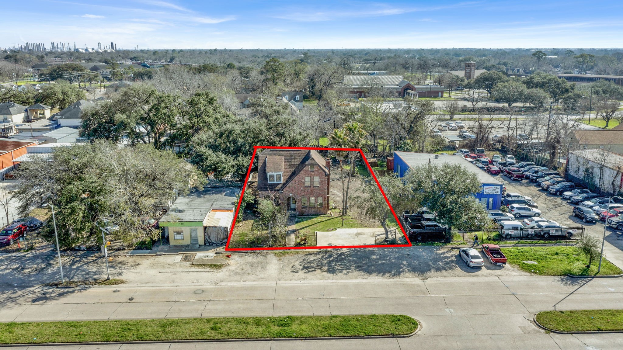 3727 Broadway Street Houston, TX 77017 - Photo 7 of 43 an aerial view of a city
