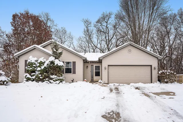 $315,000 | 10350 Rosewood Court, Osceola, IN 46561