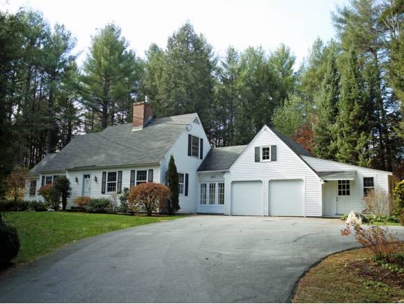 140 Ridge Road New London, NH 03257 - Photo 1 of 1