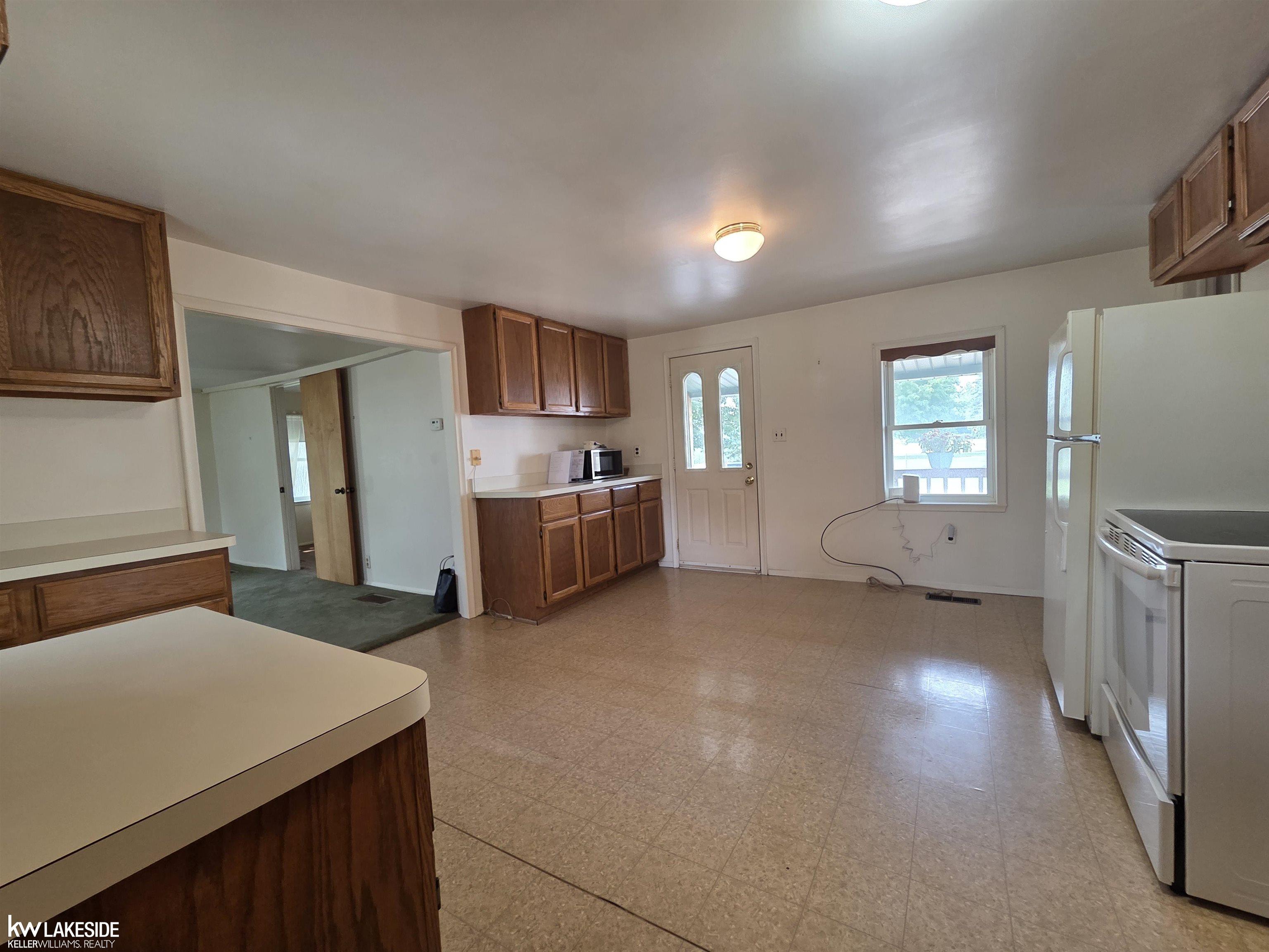 22545 Pratt Road Armada, MI 48005 - Photo 11 of 43