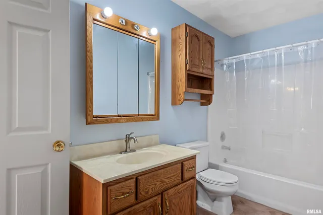 $159,900 | 301 North Grand Avenue, Auburn, IL 62615