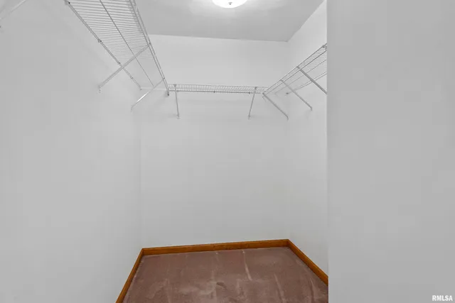 $159,900 | 301 North Grand Avenue, Auburn, IL 62615