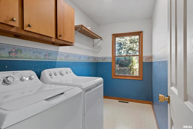 $159,900 | 301 North Grand Avenue, Auburn, IL 62615